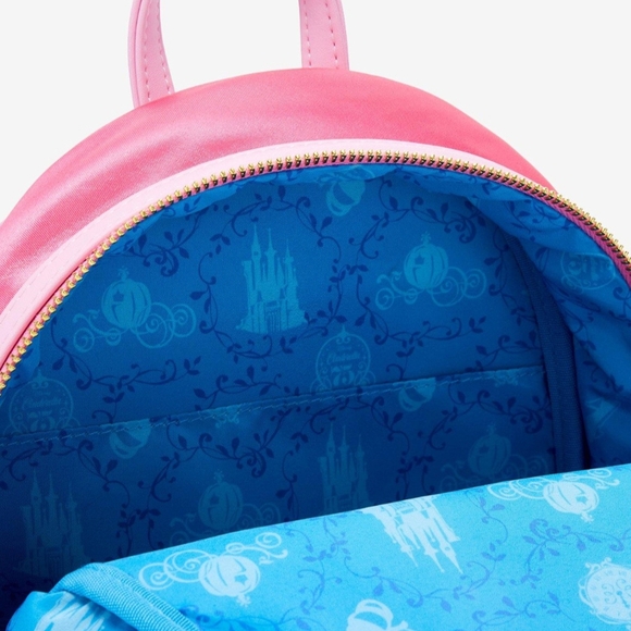 Pink Bow Backpack - Picture 4 of 4